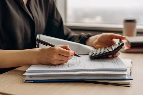 What Is a Factor Rate? How to Calculate the True Cost of a Merchant Cash Advance in Canada