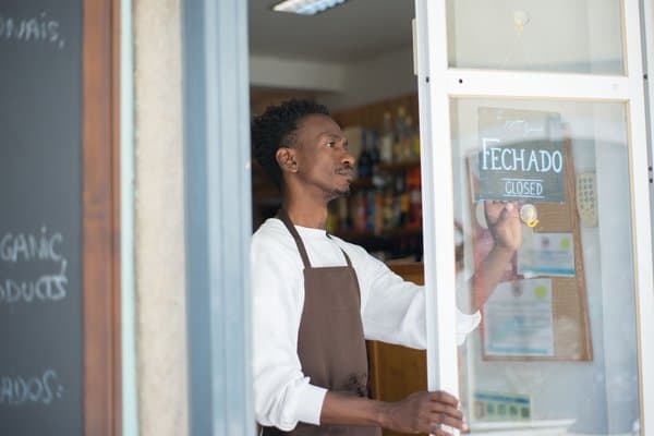 How Does a Business Line of Credit Work in Canada? (2026)