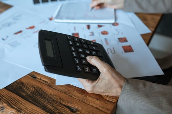 What Is a Factor Rate? How to Calculate the Real Cost of a Merchant Cash Advance in Canada